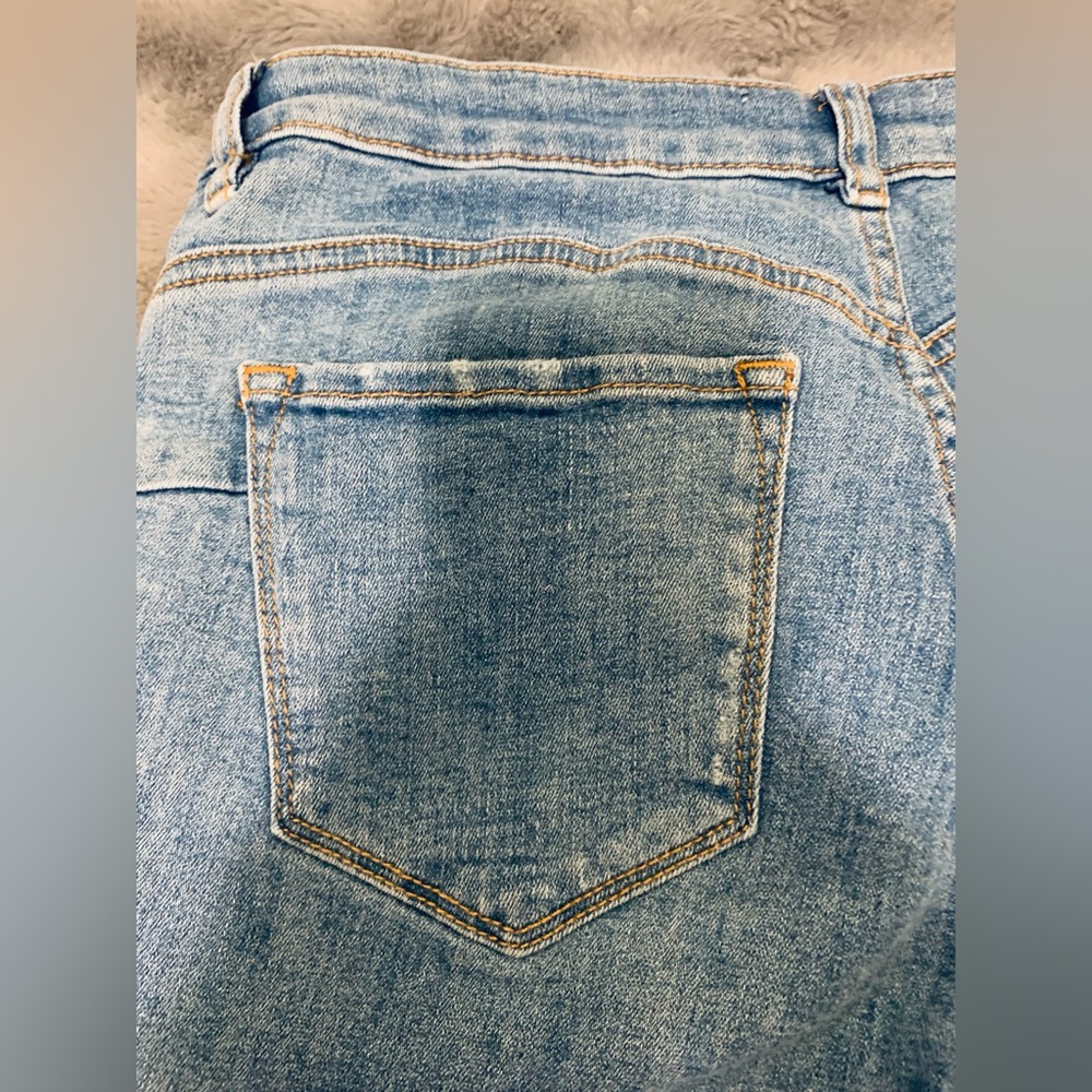 MNG/Mango โKimโ Jeans โข Size 6 โข EUC - Picture 7 of 15